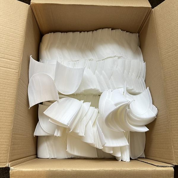 1Posten Schulterpolster bezogen weiß